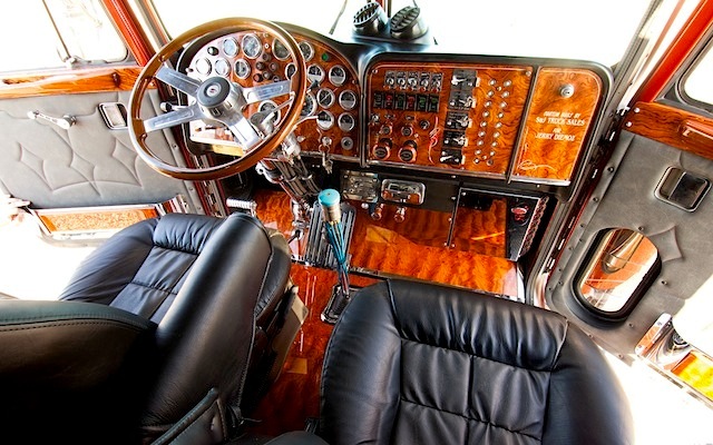 The Hog Ring - Auto Upholstery Community - Custom Big Rig Interior 3