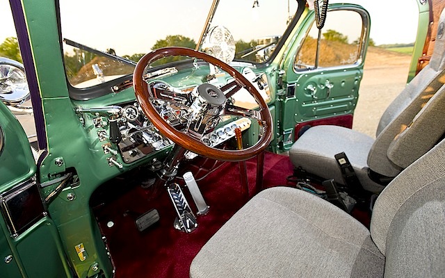 The Hog Ring - Auto Upholstery Community - Custom Big Rig Interior 7