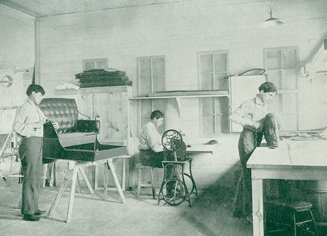 The Hog Ring - Auto Upholstery Community - Auto Trimmer History 4