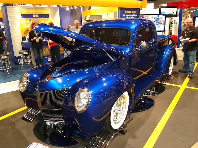 Auto Upholstery - The Hog Ring - SEMA 2013 Custom Truck Interior