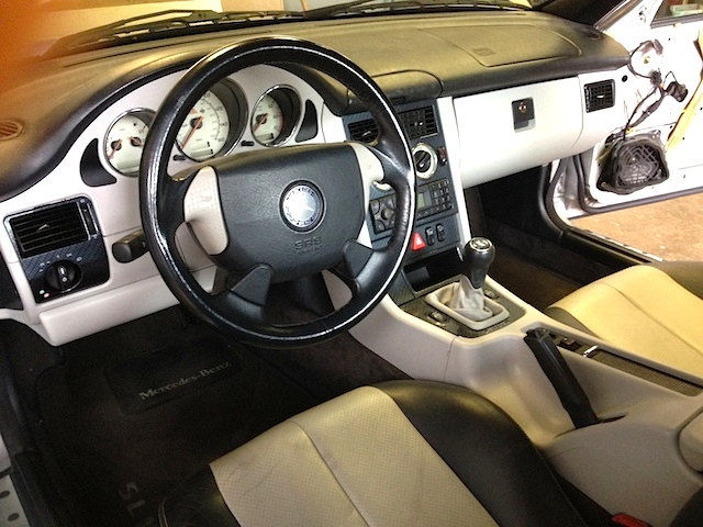 Auto Upholstery - The Hog Ring - Mercedes-Benz SLK Interior Paint