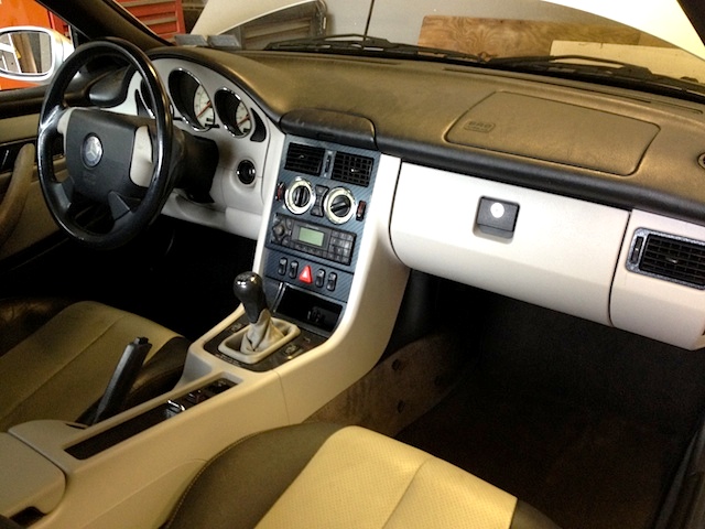 Auto Upholstery - The Hog Ring - Mercedes-Benz SLK Interior Paint