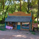 The Hog Ring - Mother-Daughter Team Rocks Trim Shop